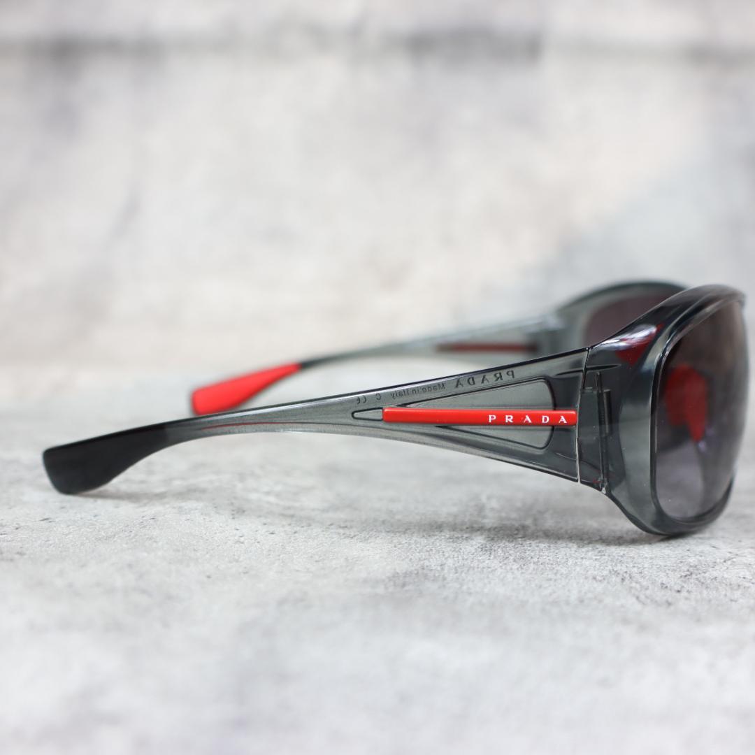 PRADA SPORT プラダスポーツ サングラス グレー×レッド ケース付き