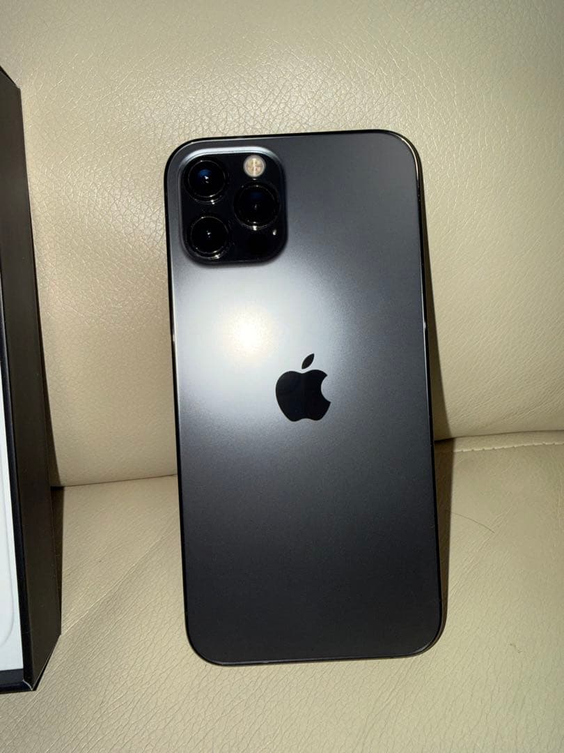 美品 iPhone 12 Pro グラファイト 本体256GB