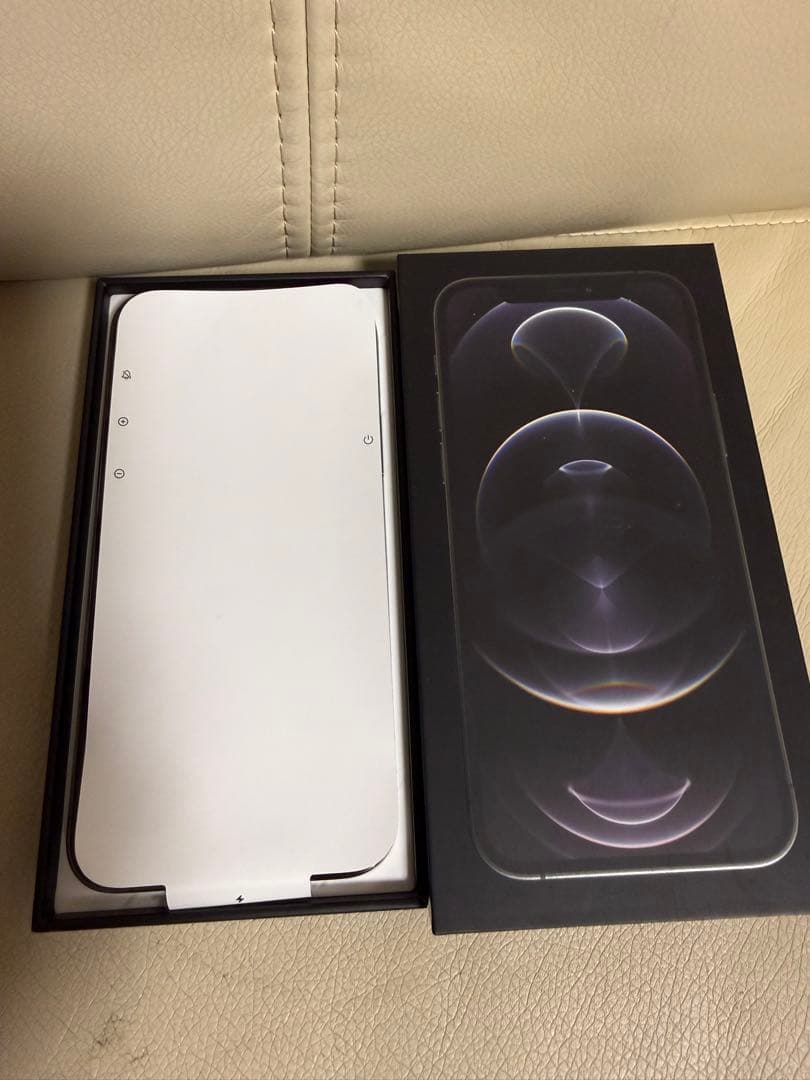 美品 iPhone 12 Pro グラファイト 本体256GB