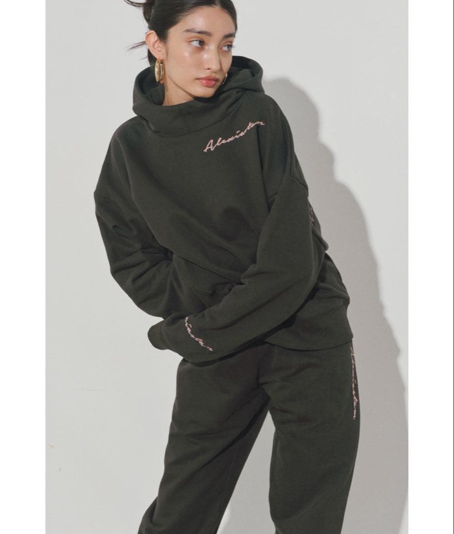 なな〇ALEXIA STAM〇上下セット