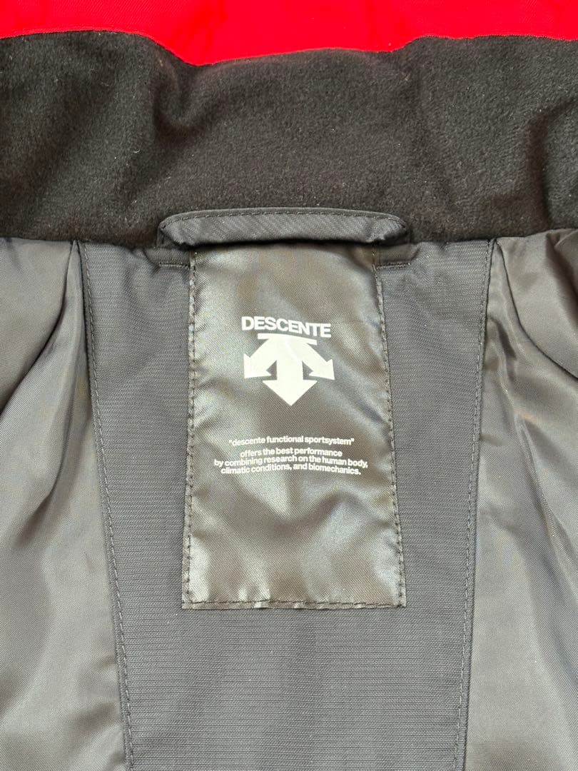 DESCENTEスキーウェア　上下セット！Mサイズ