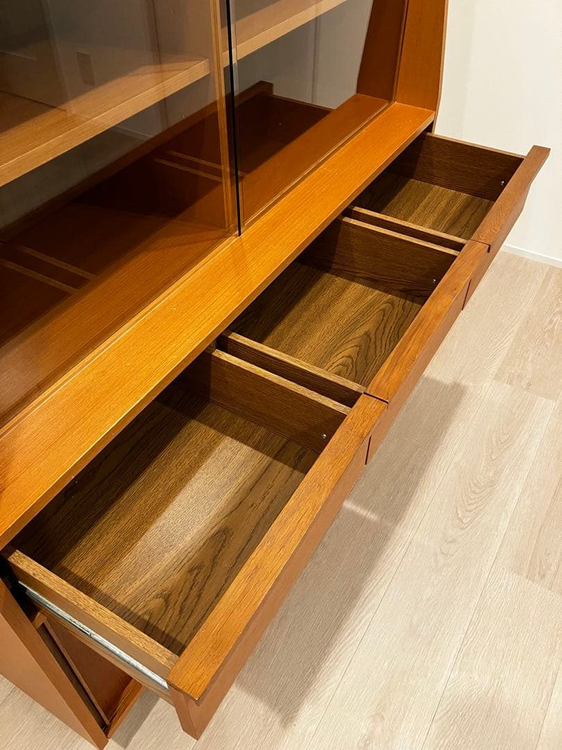 unico albero アルベロ　カップボード