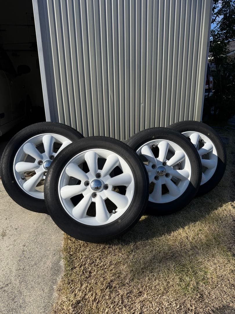 14インチ ホワイト 8スポークホイールセット