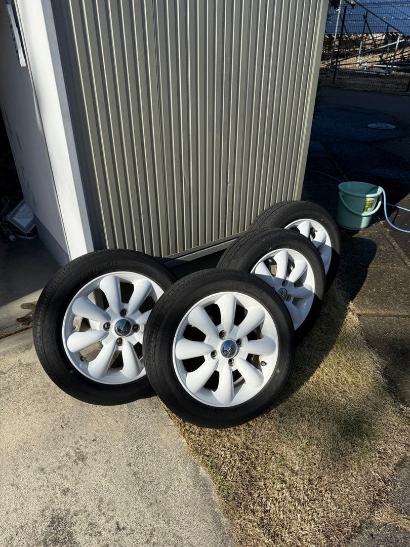 14インチ ホワイト 8スポークホイールセット