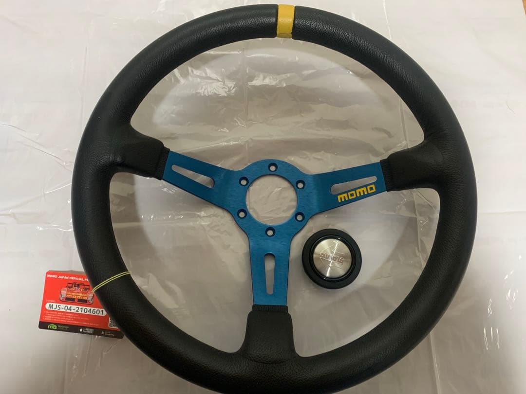 momo ステアリング MOD.08 35パイ BK M-59