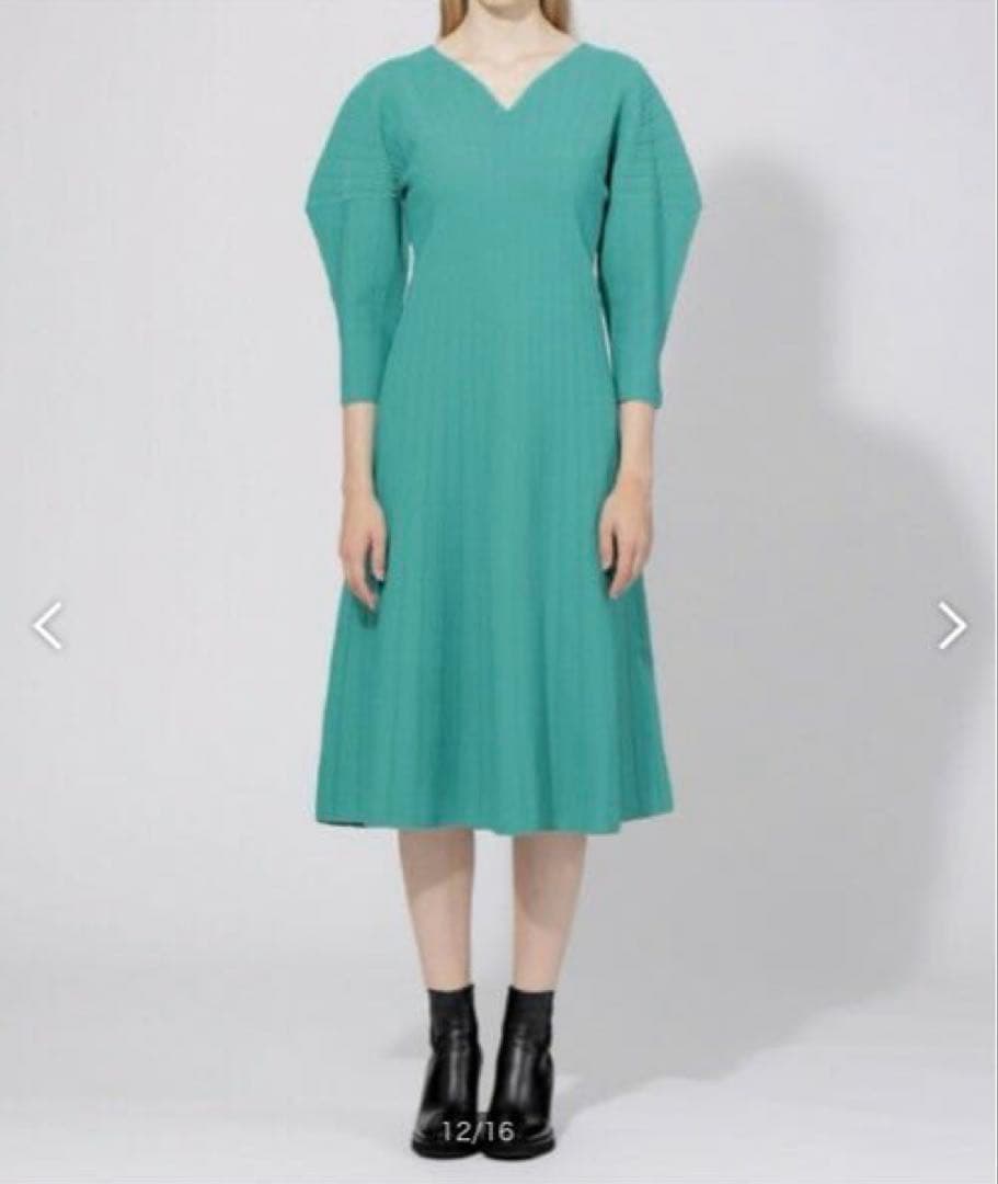 最終価格　エポカ　ラディカルストレッチ　ニットドレス