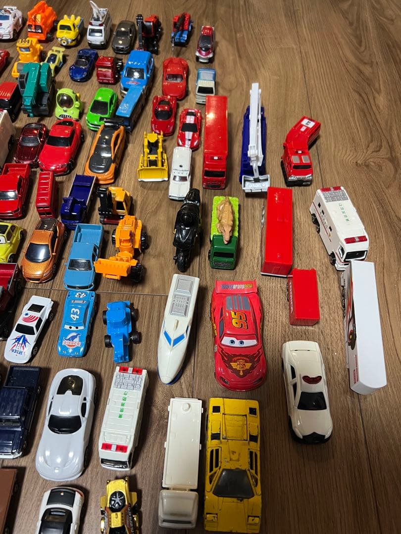 【ジャンク】値下げ　トミカ、ホットウィル他　ミニカー　約400台