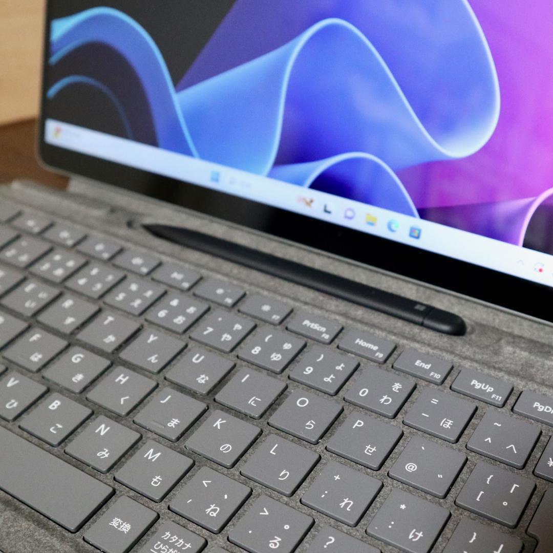 ★Surface Pro9（i5 1235U/8GB/256GB）キーとペンも★