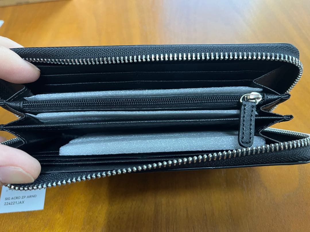 【新品未使用】コーチ スヌーピー 長財布 COACH ブラック F53773