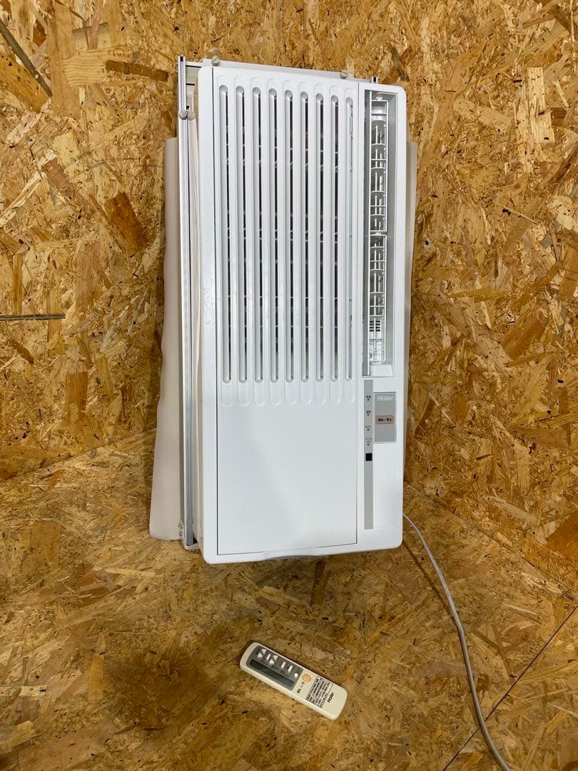 ハイアール　2020年製 窓用エアコン　　1210101102