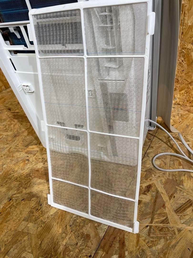 ハイアール　2020年製 窓用エアコン　　1210101102