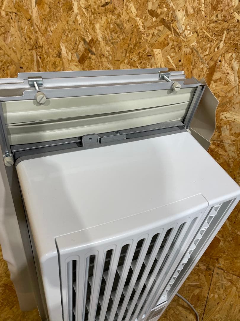 ハイアール　2020年製 窓用エアコン　　1210101102