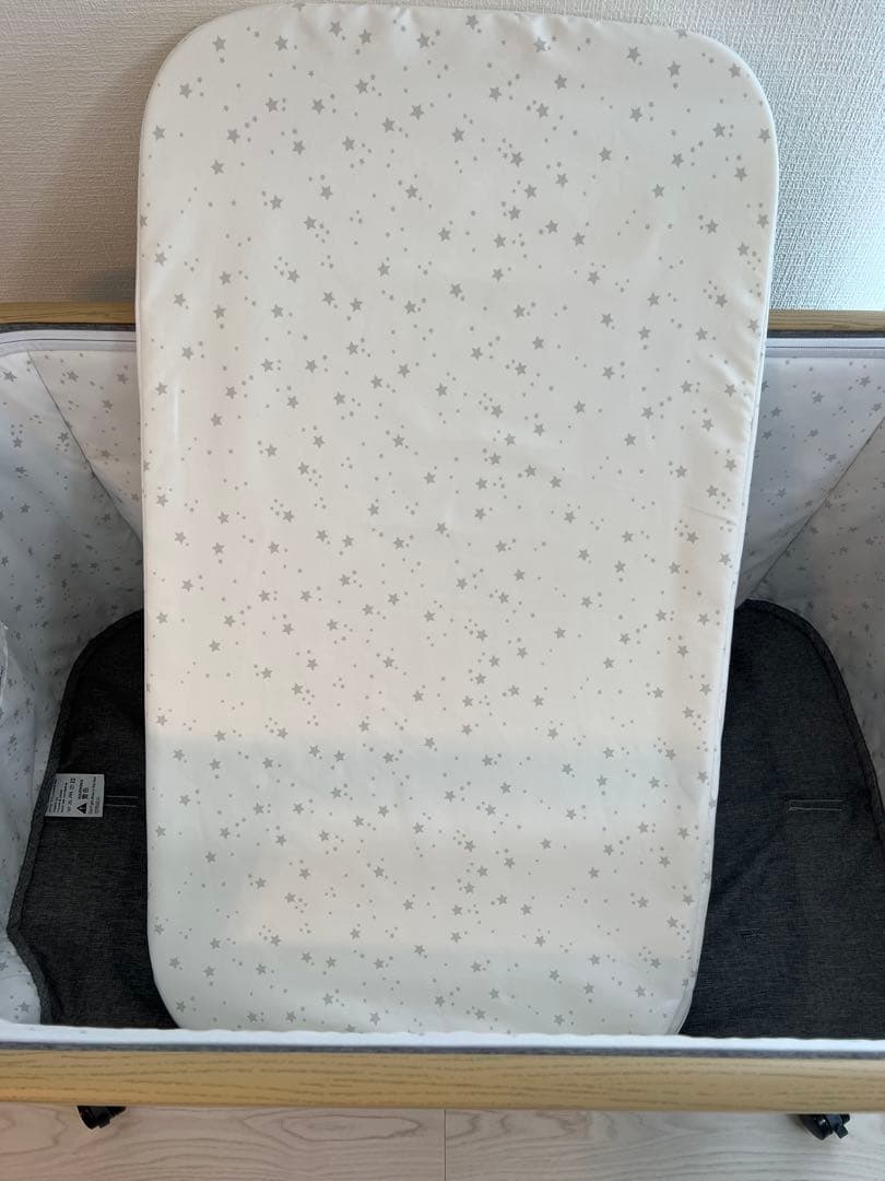 美品　HZDMJ ベビーベッド