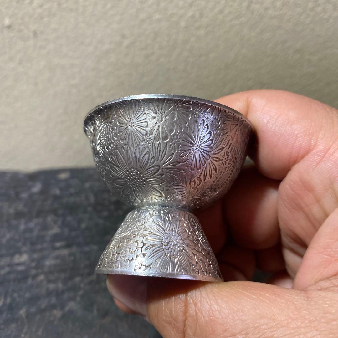 純銀製 花模様 盃 共箱木箱付き　52g