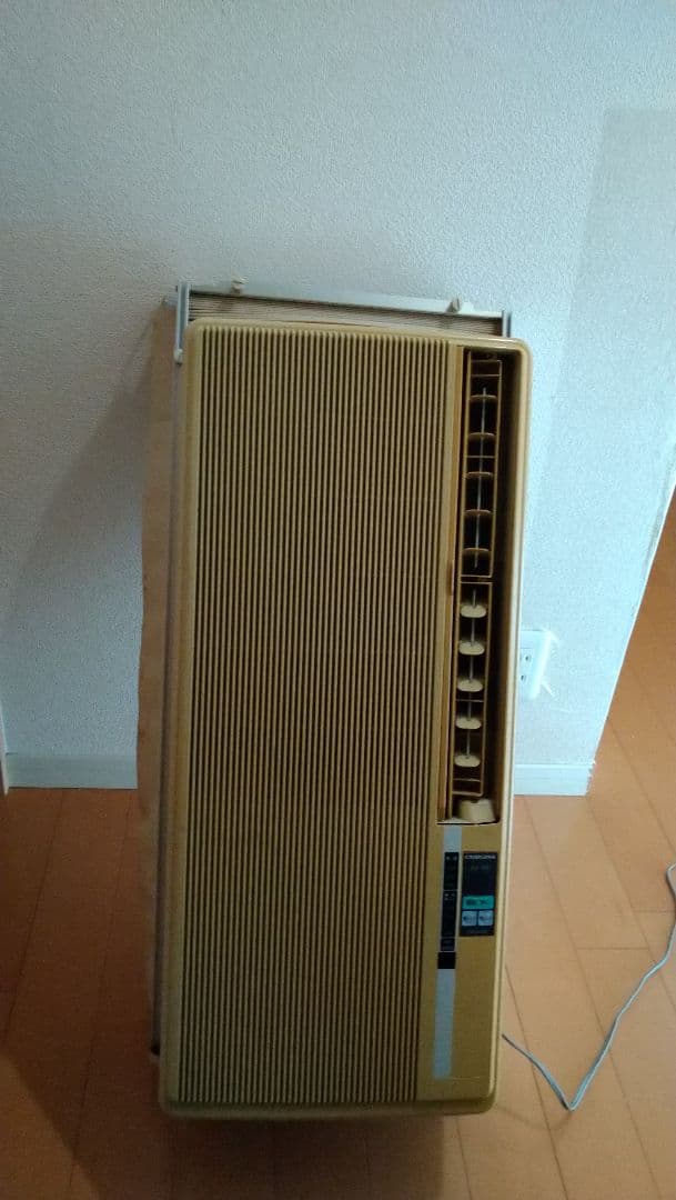 窓用エアコン 縦型　CW-161NR