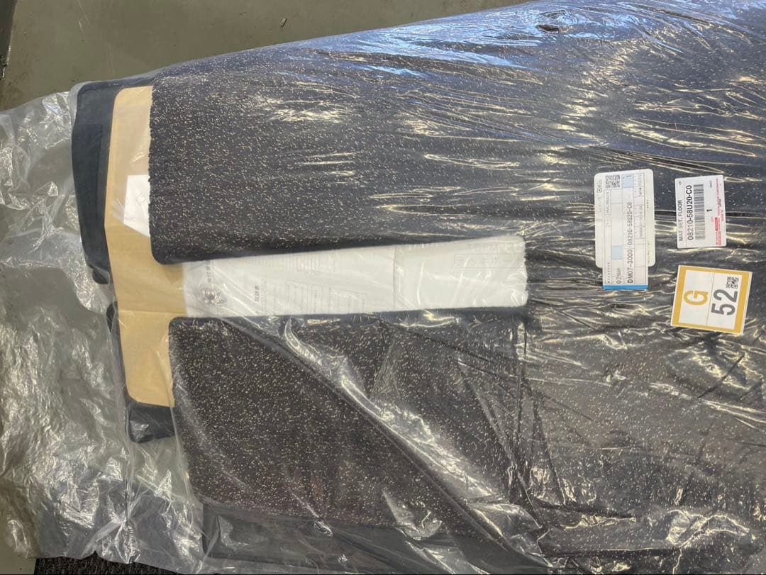 新品！40系ヴェルファイア、トヨタ純正フロアマットエグゼクティブエントランス無し