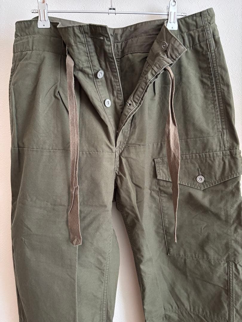 ナイジェルケーボンカーゴパンツ オリーブグリーン