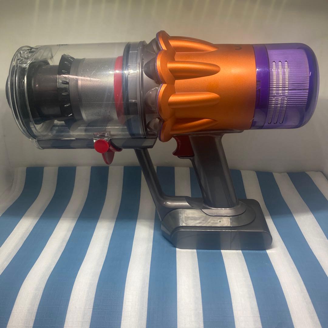 朝夕さん専用ダイソン　ＳＶ１８簡易分解清掃、メンテナンス済み（本体のみ）