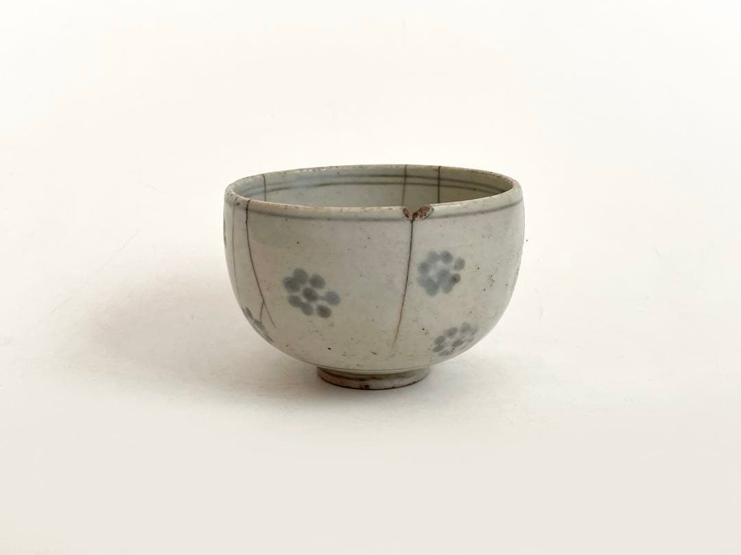 骨董　アンティーク　古伊万里　こんにゃく印判　花文様　小碗　カップ　金継ぎ用