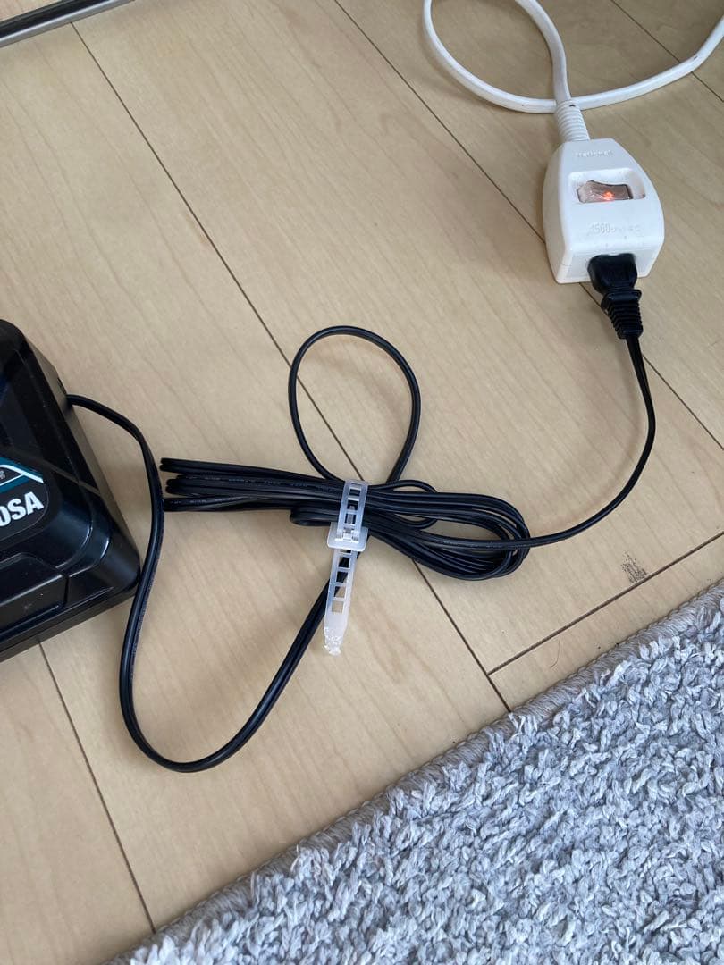 マキタ　CL1:08FDモデルステック型クリーナーコードレス　中古品　取説付