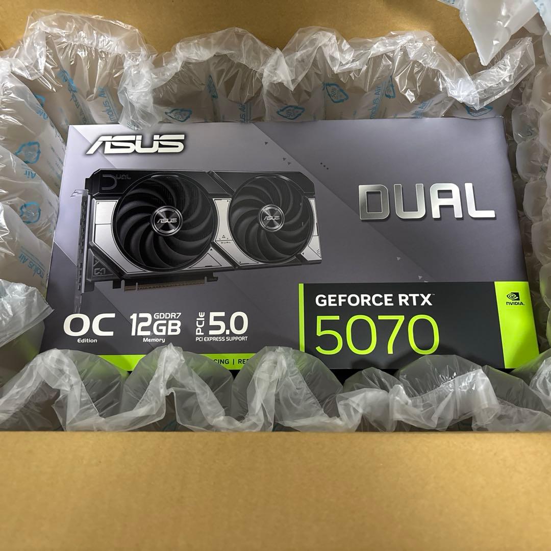 グラフィックボード・グラボ・ビデオカード rtx5070 12GB OC Edition