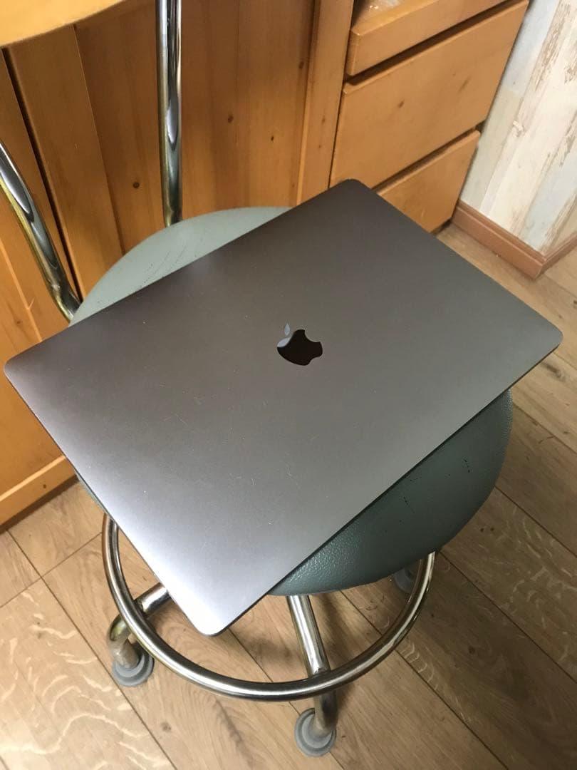 MacBook Pro 15インチ Mid2017 メモリ 16GB 512GB