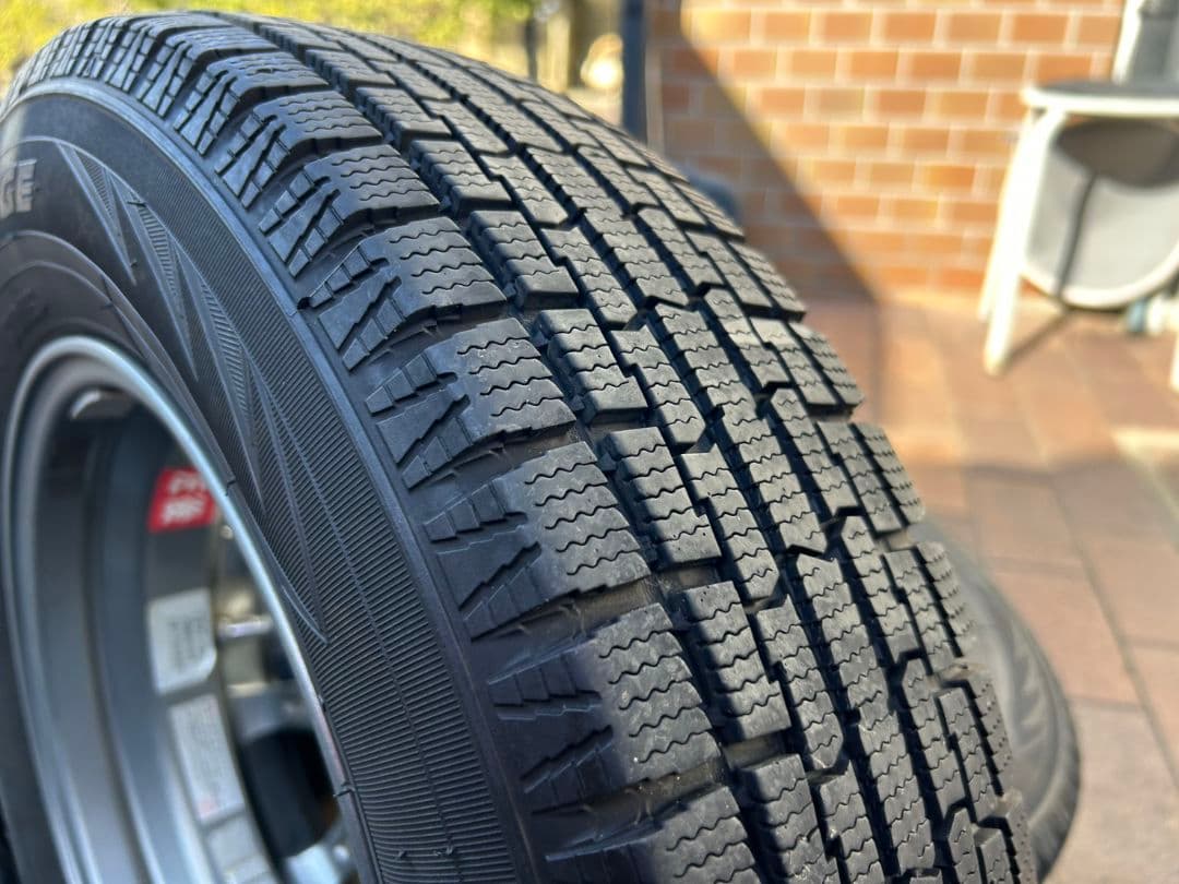 美品！ ホンダN-BOX スタッドレス4本アルミ付セット バリ溝