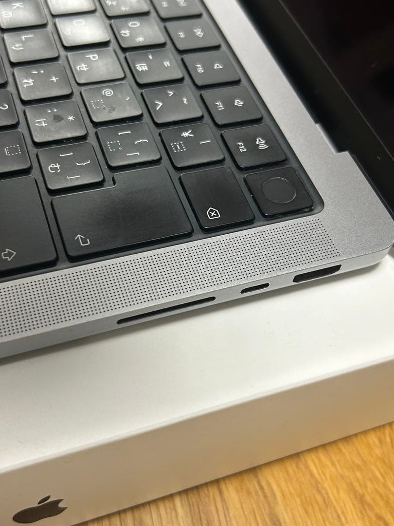 A*i様 MacBookPro 2021 14インチ M1Pro 16/512