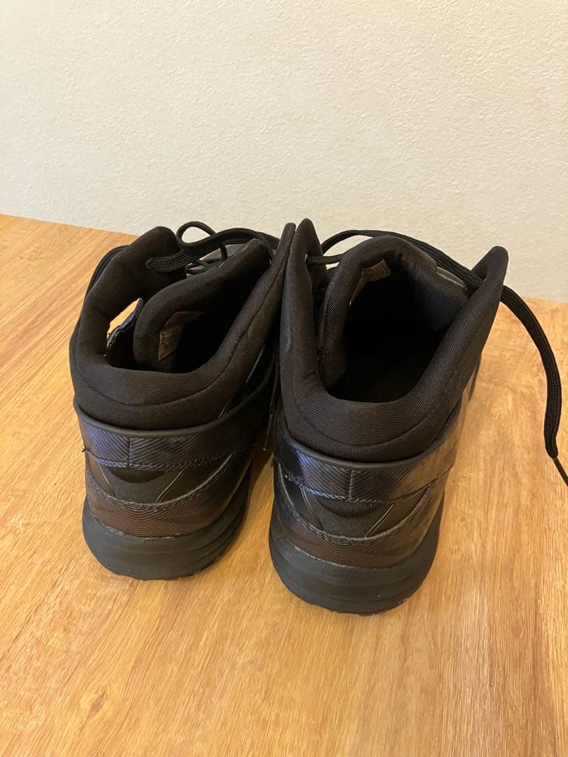 asics TBF 03A NAKED EG03 バスケットボールシューズ