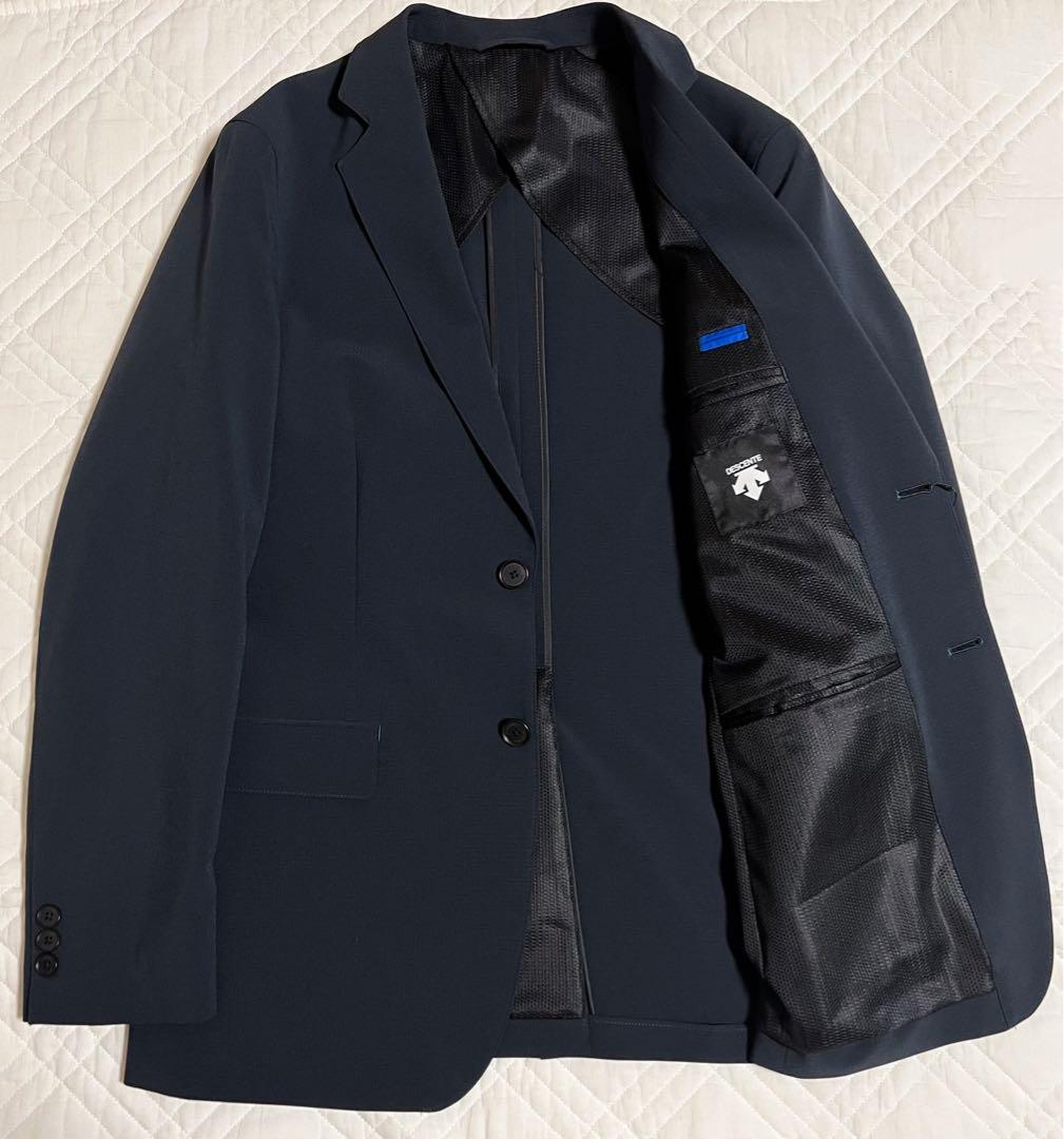 新品 タグ付き DESCENTE スーツ クールマックス ブルー 織柄 A5