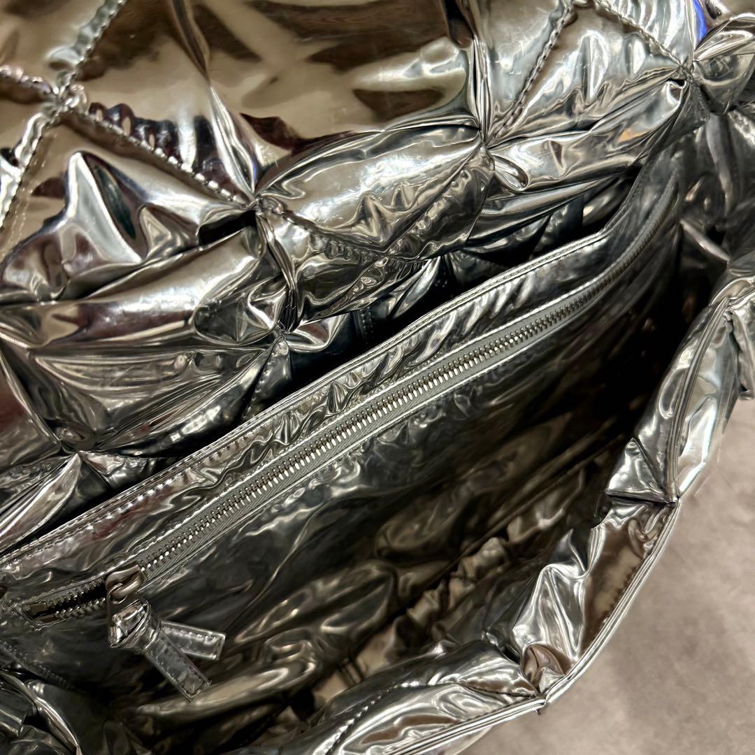 激レア! BOTTEGA VENETA カセット シルバーショルダーバッグ