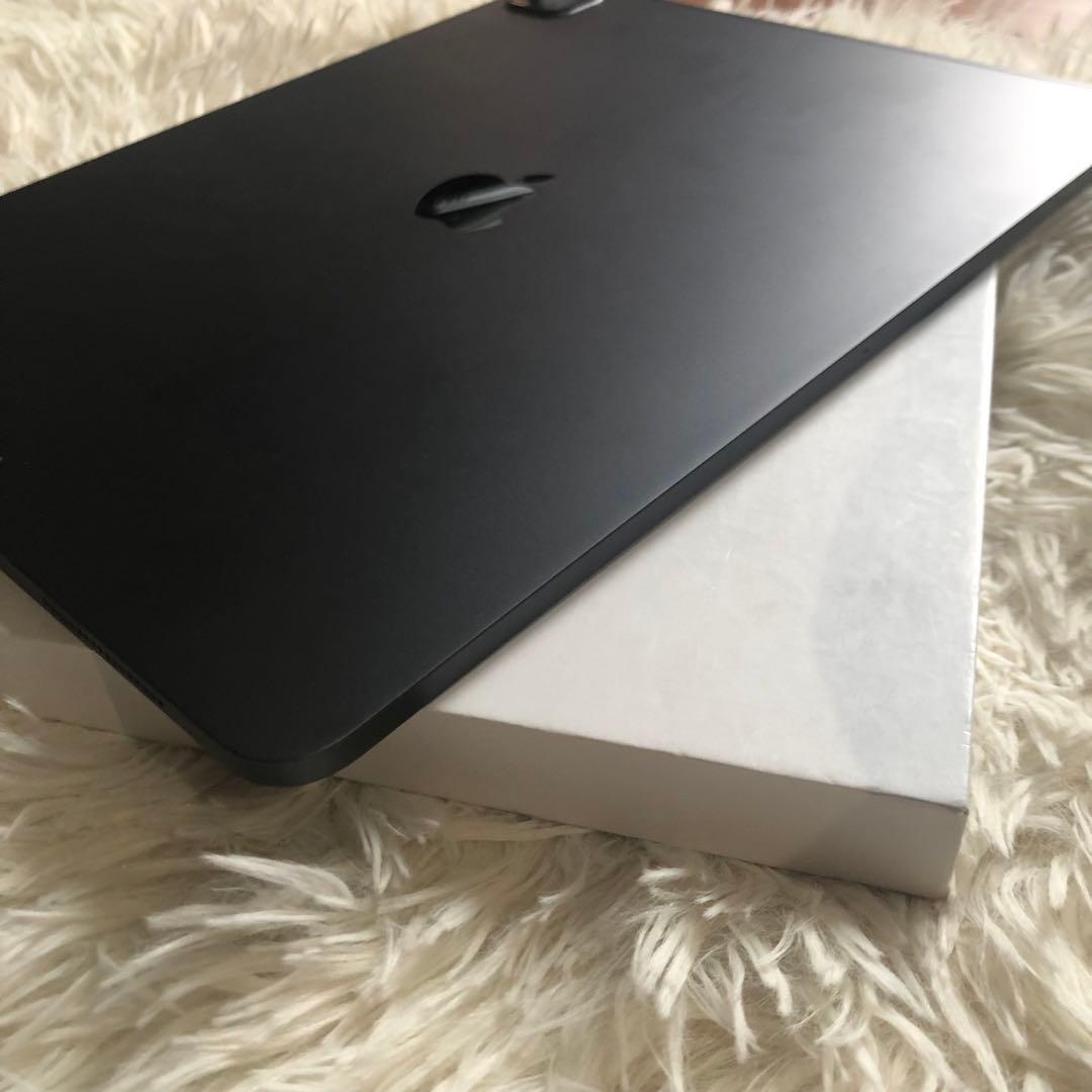 【完動品】iPad Pro 12.9 256GB 【すぐ発送】