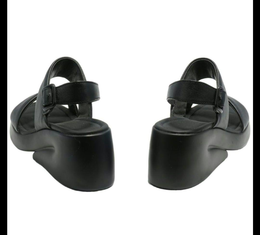 新品CAMPER ブラック ストラップサンダル EU38