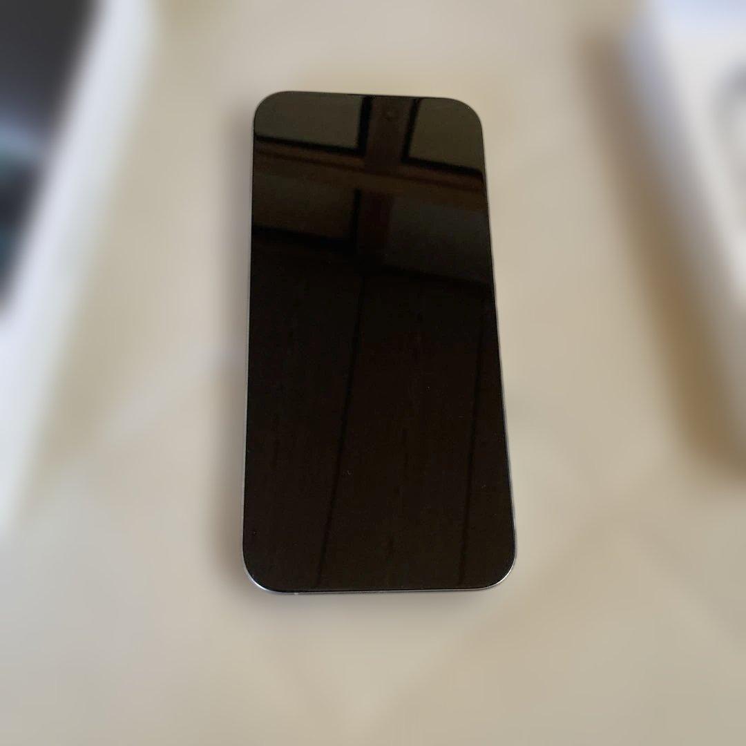 iPhone 16 Pro Max ホワイト　香港版　512GB 美品