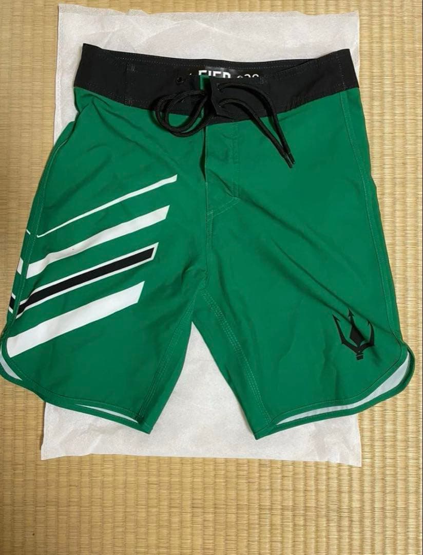 fied サーフパンツ