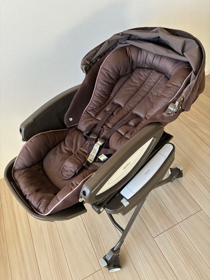 Aprica ユラリズム　オート　プレミアムプラス