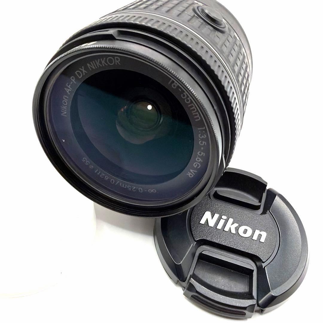 極美品 D5600ダブルズームキット　18-55mm 70-300mm 一眼レフ