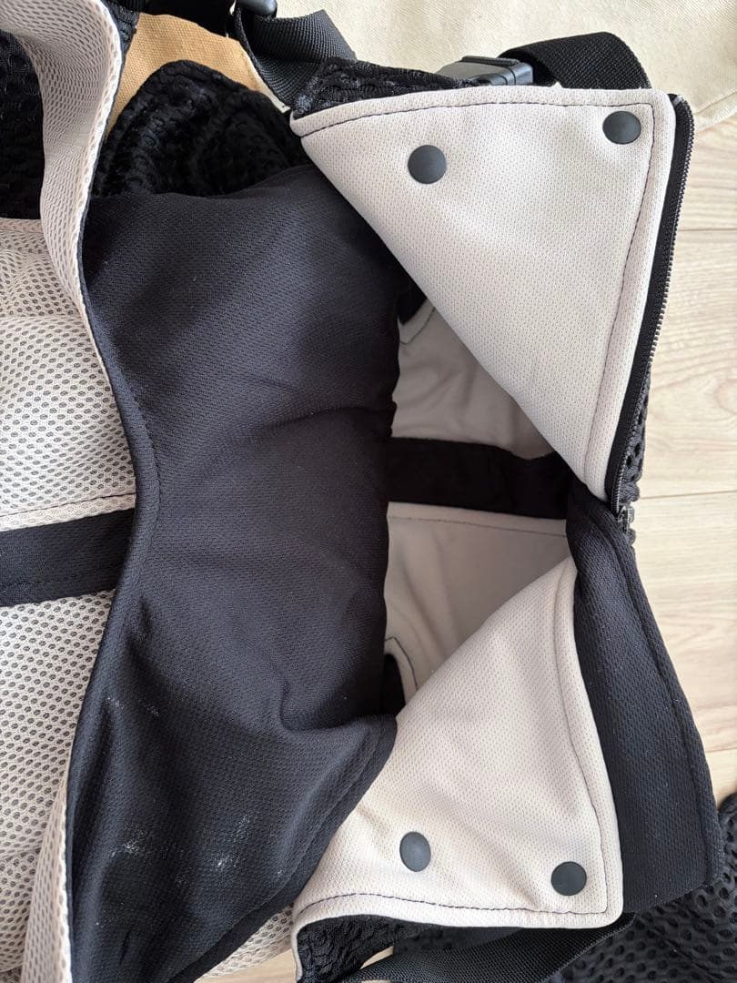 べべスワン　抱っこ紐