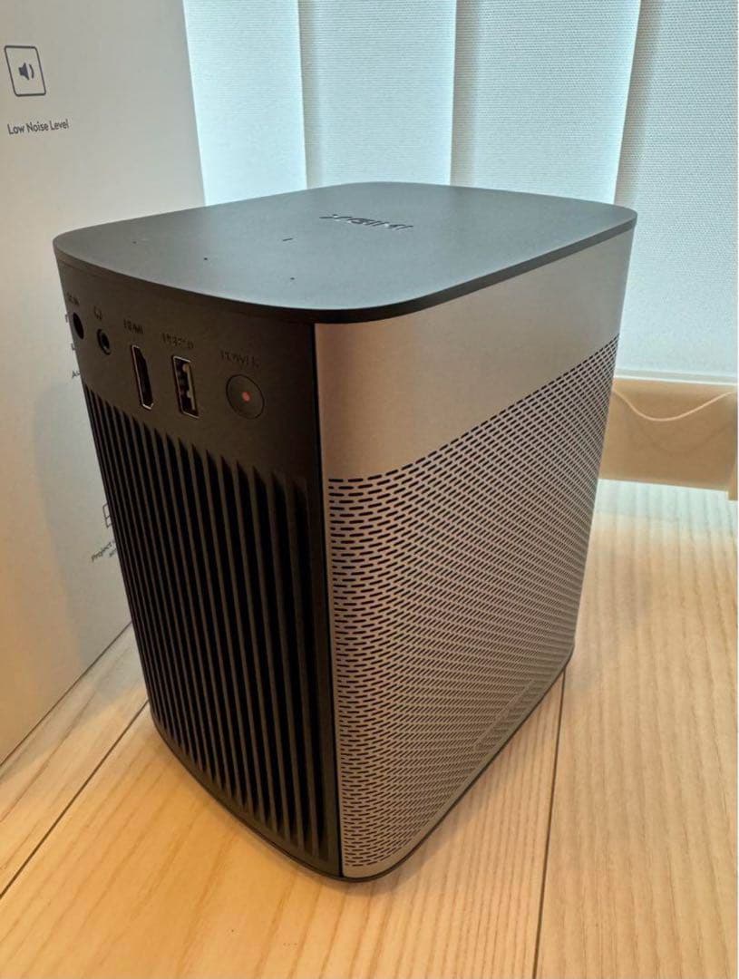 【美品値下げ中】付属品全付き XGIMI Halo モバイルプロジェクター