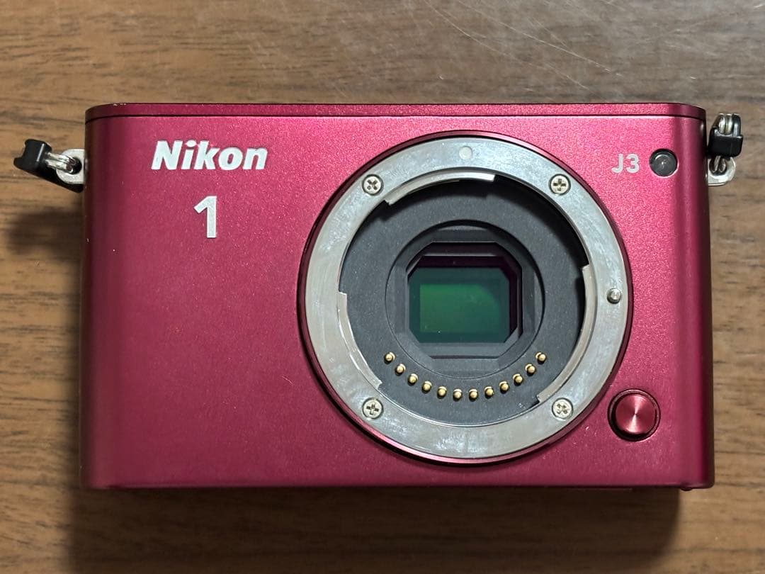 ミラーレス一眼 Nikon1 J3 標準ズームレンズ　ジャンク品