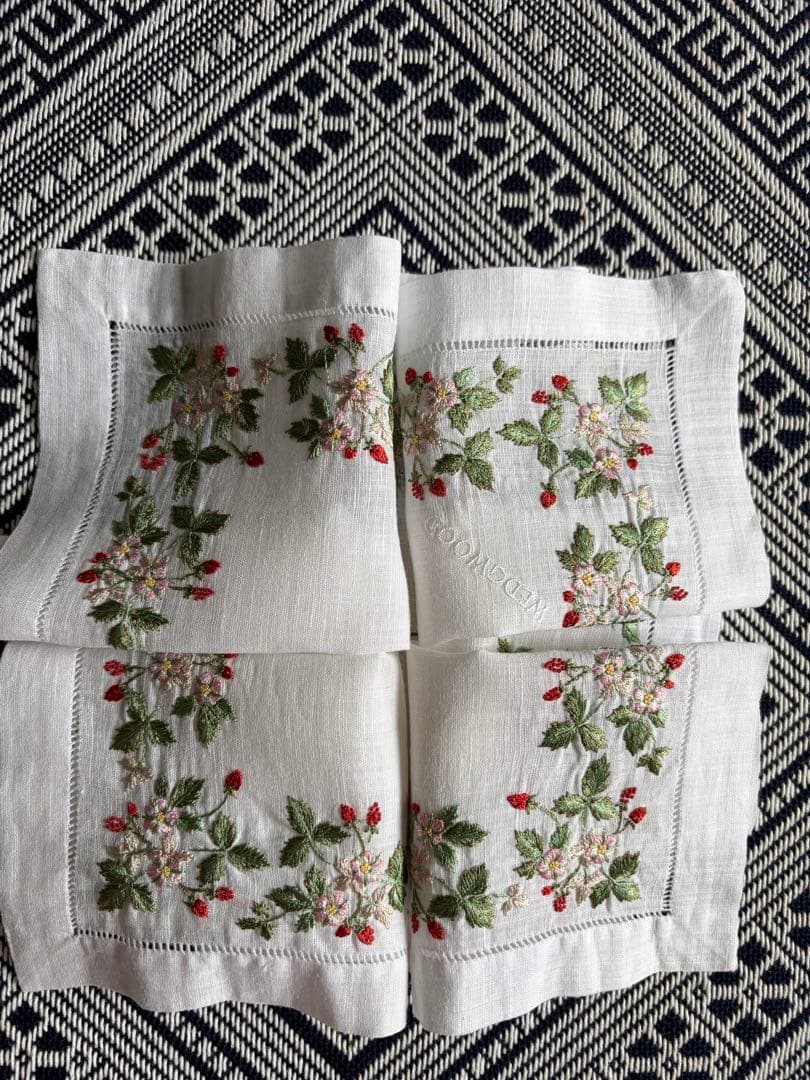 専用です　WAKO 「野の花」x 2+ウェッジウッドハンカチ+コットンショーツ