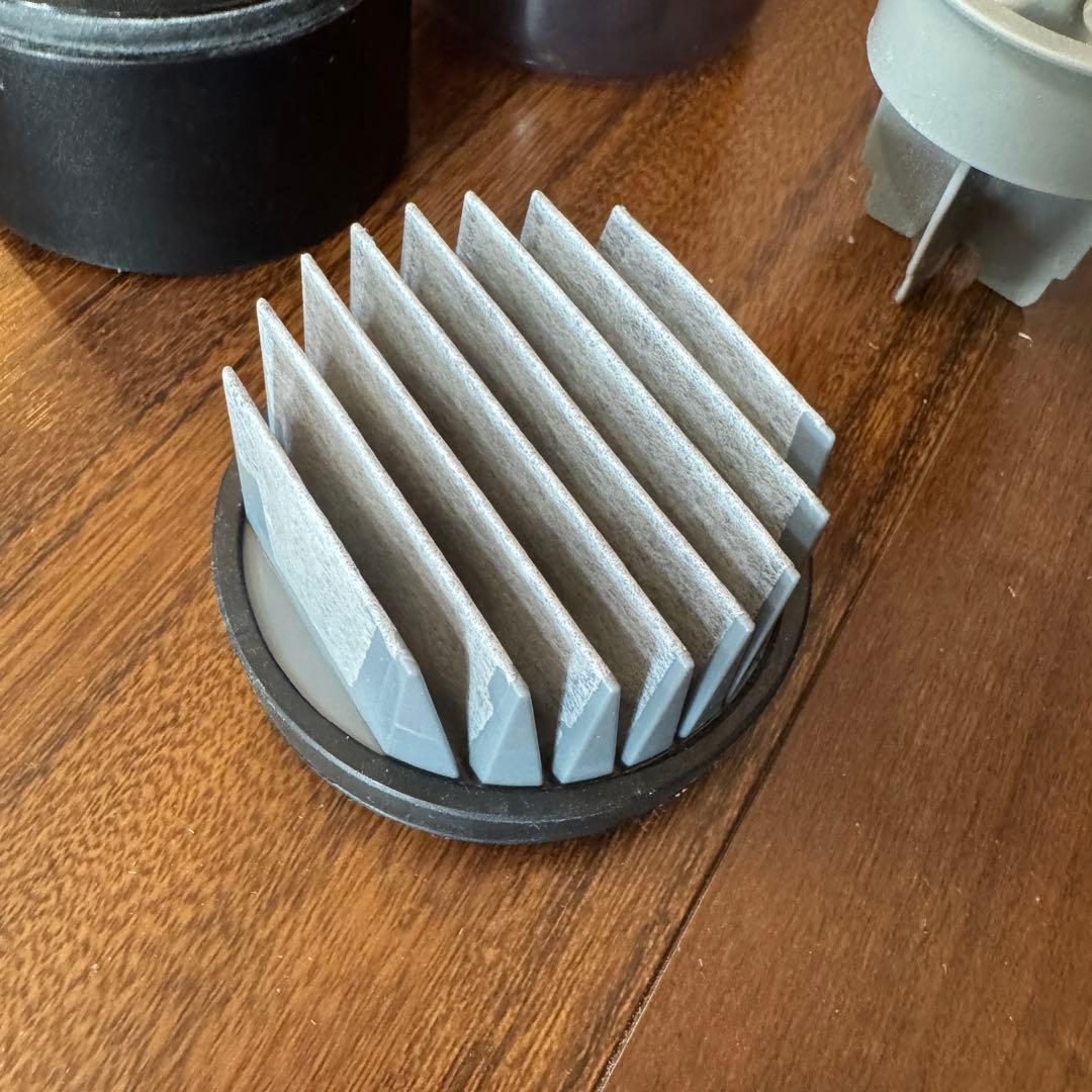 【ふりみご】SHARP スティッククリーナーEC-HR8-B