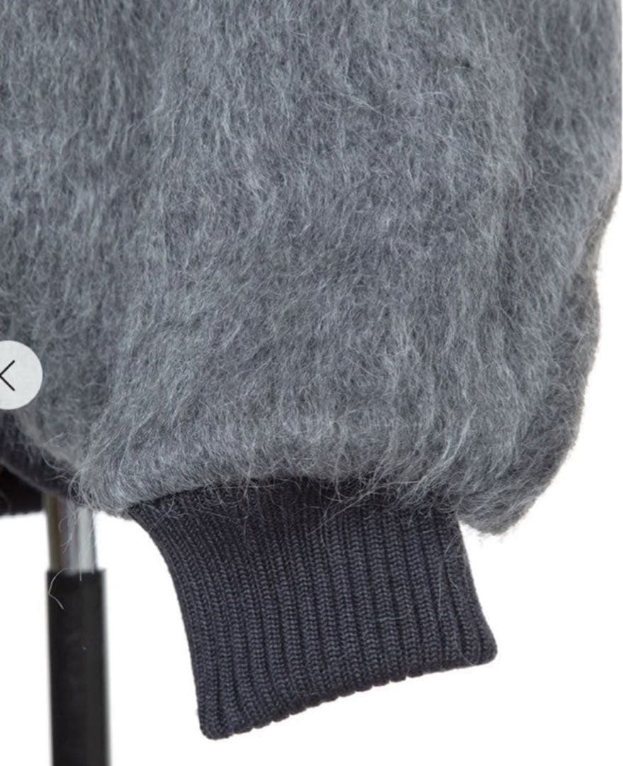 ジ*リ様 限定価格　新品未使用タグ付き　chieko+ shaggy blous