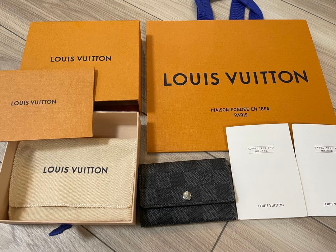 ルイヴィトン LOUISVUITTON キーケース お値下げ