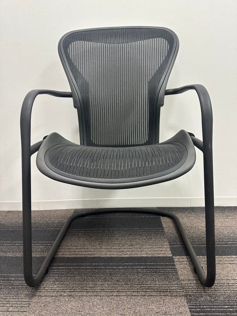 5月20日迄期間限定販売中　アーロンチェア アーロンサイドチェア ハーマンミラー