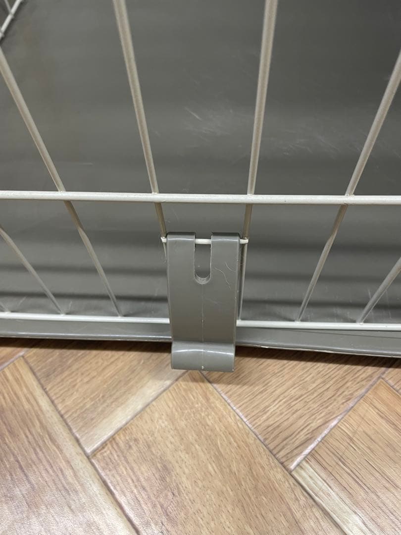 キャットケージ 2段棚付き 金属製　猫　扉3つサークル簡単組み立てハウス