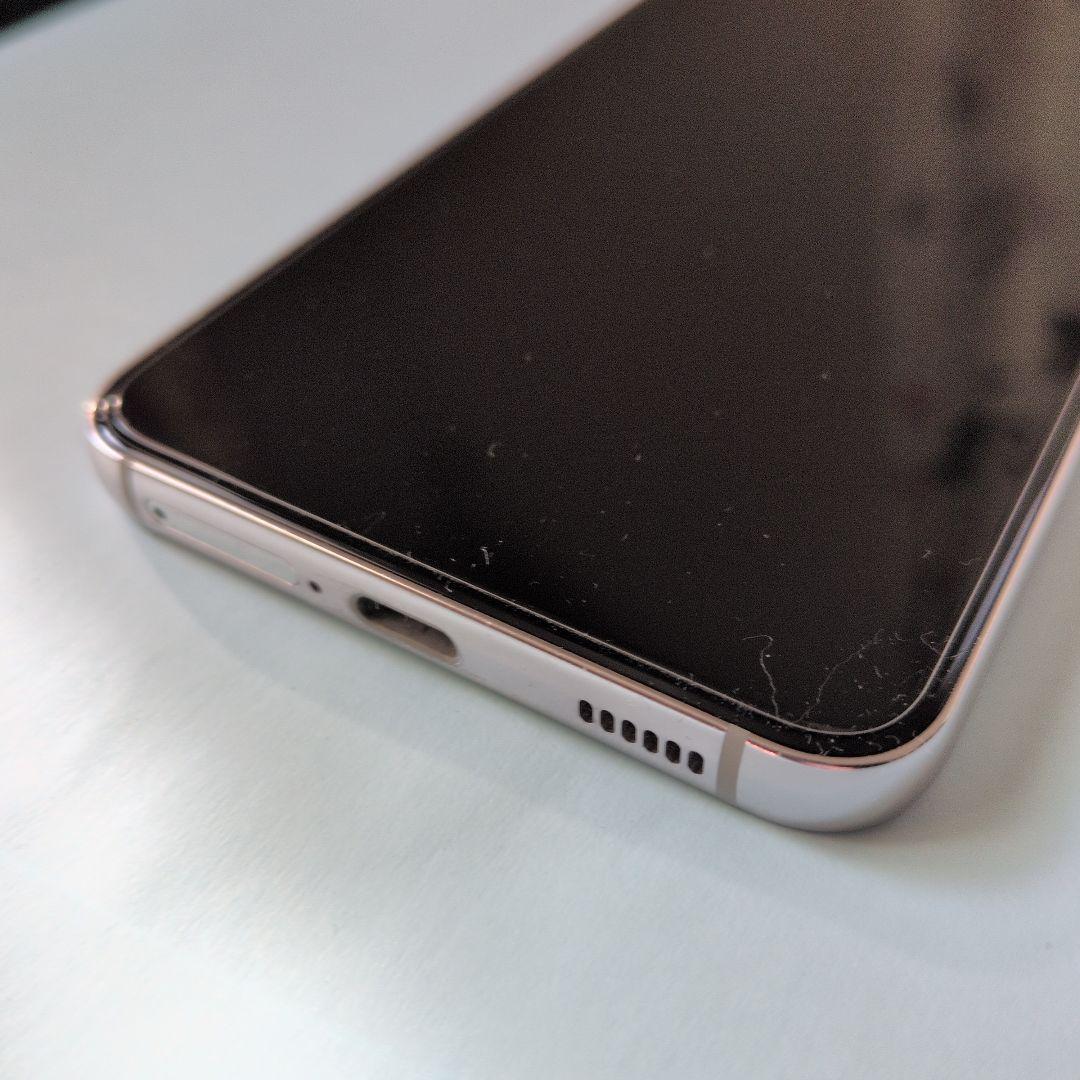 【値下げしました】Galaxy S22　ホワイト　キズ割れなどのない美品