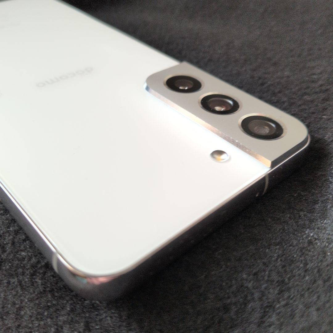 【値下げしました】Galaxy S22　ホワイト　キズ割れなどのない美品