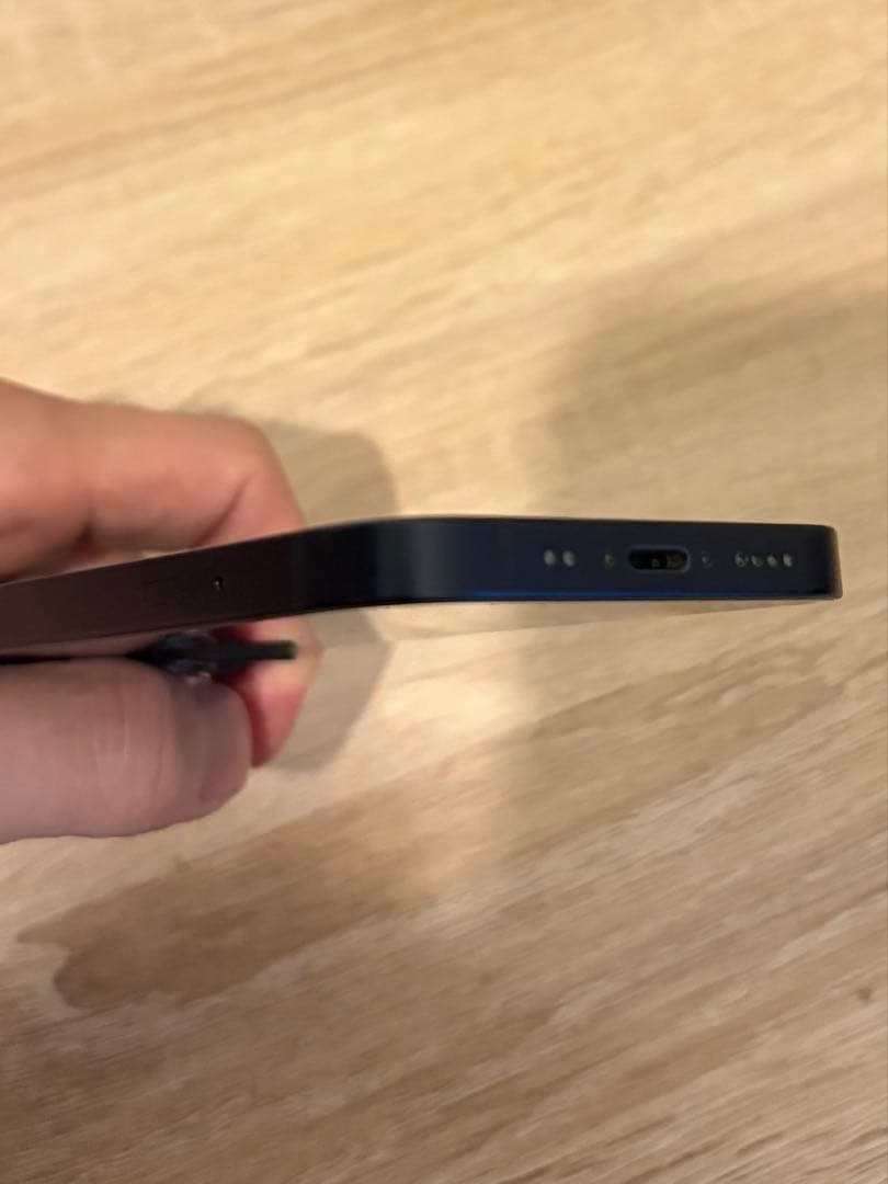 yoshi***　iPhone13 mini 256GB SIMフリー