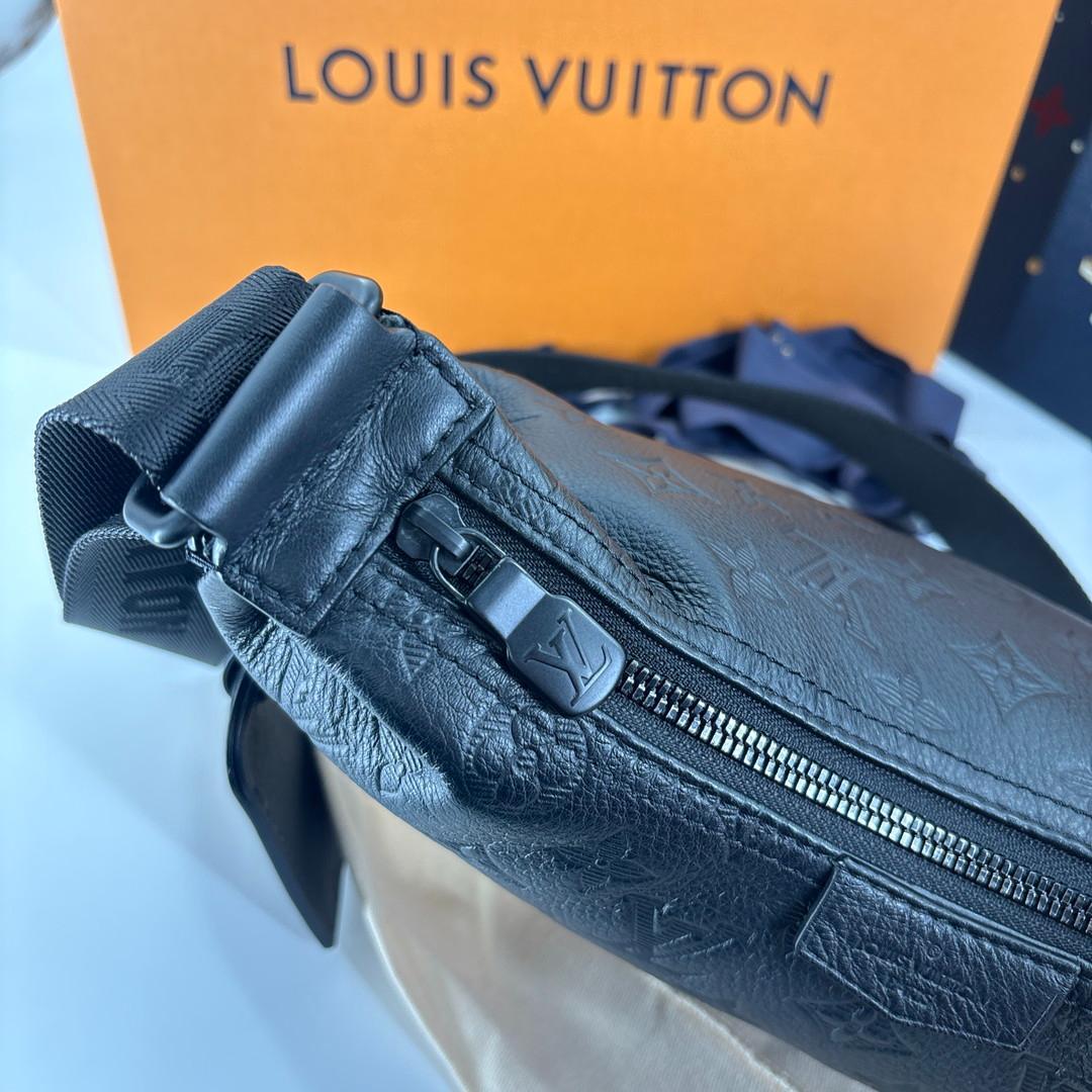 未使用 ルイヴィトン ハンモックバッグPM モノグラムシャドウ ショルダーバッグ